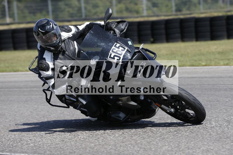 /45 10.08.2025 Plüss Moto Sport ADR/Freies Fahren/565
